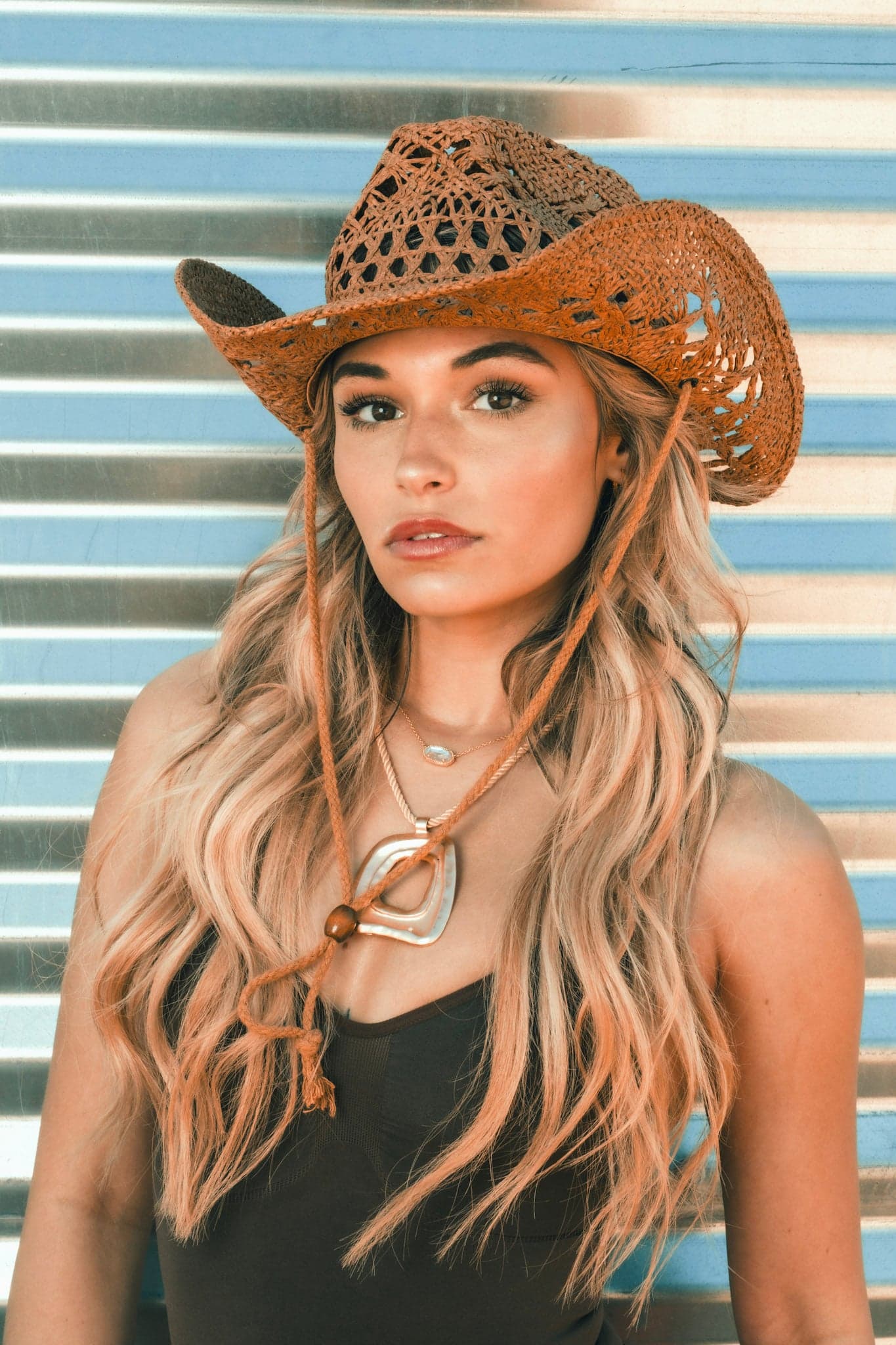 recent headshot 🏜️